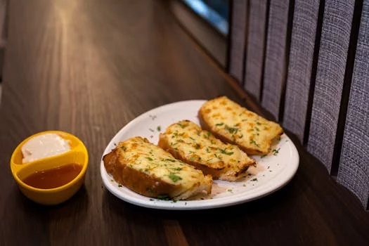 garlic bread with herbs butter