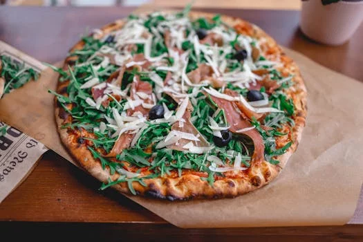 prosciutto arugula pizza gourmet